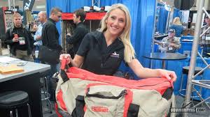 Simply place your gear in the bag, zip it up and set the timer. Scent Crusher Ozone Gear Bag Bowhunting Com