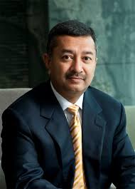 Maxis bhd melantik tan sri mokhzani mahathir sebagai pengerusi baharunya bagi menggantikan raja tan sri arshad raja tun uda susulan keputusan beliau untuk meletakkan jawatan. Tokoh Usahawan Malaysia Berjaya Tan Sri Mokhzani Mahathir