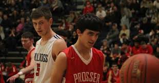 Detrimental fourth quarter has EHS boys fall to Prosser