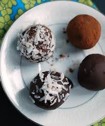 Swedish Chocolate Oat Balls Ikea Copycat Recipe Recipe Swedish Chocolate Chocolate Oats Desserts To Make