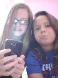 Alexis Priest's Instagram, Twitter & Facebook