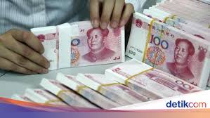 Pada tahun berikutnya, uang kertas ¥ 200, ¥ 500, ¥ 5.000. Mata Uang China Bakal Geser Dominasi Dolar As