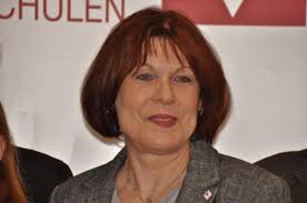 Digitalisierung & die Risiken und Chancen in der Grundbildung