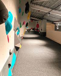 Meeting budgets and timelines while exceeding expectations is our standard operating procedure. Citywall Climbing Walls Home Facebook