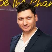 Daniel Amzallag's Instagram, Twitter & Facebook