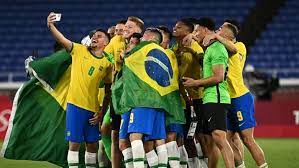 (ap photo/fernando vergara) yokohama, japan (ap) — soccer's ultimate winner is still finding time to collect new titles. Hjg1ghahm34lzm