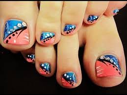Mira este completo manual con videos aunque no es difícil el proceso de como pintar uñas de forma fácil y muy bonitas sí que como pintar uñas de los pies con diseños modernos. Imagenes De Pintados De Unas Para Pies Faciles