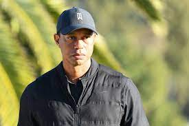 Tiger grew up in orange county, california, and because his father earl tiger lives in jupiter, florida like many other golfers and his course is medalist golf club along with several other pros. Tiger Woods Extracted From Car Crash Using Jaws Of Life In L A