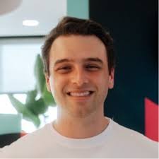 I need to record some weekly video content for a couple months in nyc for a  social project I'm doing. Who follows me who's interesting and does this  for a living? Must