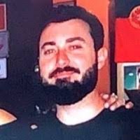 500+ perfiles de «Dan Amaro»