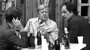 Schlagzeilen, die wir 2013 gern gelesen hätten udo lindenberg findet eigene wohnung. Helmut Schmidts Plattensammlung Egal Welcher Komponist Welche Epoche Er Hatte Fundiertes Wissen