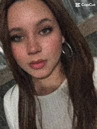 Tamara Chavarria's Instagram, Twitter & Facebook