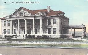 443 N 16th St Muskogee Ok 74401 Zillow Muskogee Greek Revival Architecture Zillow