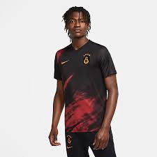 Su goalinn lavoriamo sempre con le migliori marche, come nike, per offrirti la migliore qualità e il miglior prezzo su tutti i nostri prodotti di calcio, come nike galatasaray home mini kit 19/20. Galatasaray Home Away Kit Nike Gb