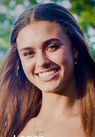 Ashley Barcus's Instagram, Twitter & Facebook