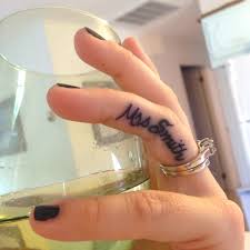 Some tattoo artist won't do finger tattoos for exactly this reason. 51 Ultimate Finger Tattoos Image Which Will Make You Smile Picsmine