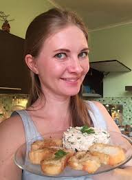 Mississippi Mud Potatoes are a creamy, cheesy potato casserole, perfect as  a comfort food side dish. With a gooey mix of cheese and potatoes, topped  with crispy bacon, this dish is a