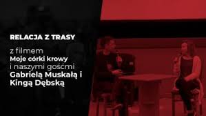 W główne role zupełnie odmiennych i nie mogących dojść do porozumienia sióstr w obrazie moje córki krowy wcieliły się agata kulesza (marta) oraz. Moje Corki Krowy Polska Swiatloczula