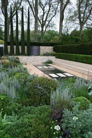 For His Fifth Year At The Rhs Chelsea Flower Show Award Winning Landscape And Garden Designer Thomas Hoblyn Urban Garden Landscape Design Renaissance Gardens