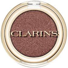 Nourishing Eye Shadow: Skincare-Infused, Gentle Wear