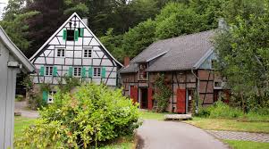 Ihr traumhaus zum kauf in paderborn (kreis) finden sie bei immobilienscout24. Ihr Immobilienmakler In Burscheid Ksk Immobilien