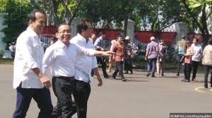 Model and singer nico was born in cologne, germany in 1938. Tidak Banyak Dikenal Publik Ini Sosok Nico Harjanto Yang Disebut Calon Menteri Jokowi Warta Kota