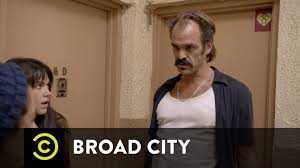 Broad City Creepy Locksmith Is Character Trevor From Grand Theft Auto 5 You Can Really See Him Reprising His Role Broad City Locksmith Broad