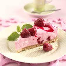 Klassischer beerenkuchen (16) wer einen kuchen backen möchte, aber wenig zeit hat, sollte diesen köstlichen beerenkuchen ausprobieren. Himbeerkuchen Rezepte Essen Und Trinken