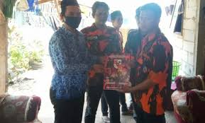 Pemuda pancasila adalah organisasi kemasyarakatan yang bertujuan untuk menjaga dan mempertahankan negara kesatuan republik indonesia, mewujudkan masyarakat yang adil dan. Website Resmi Desa Rancailat Berita Detail Berita Ranting Pemuda Pancasila Desa Rancailat Serahkan Salinan Sk Kepengurusan Ranting Kepada Kepala Desa