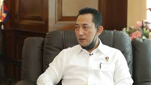 Listyo sigit prabowo resmi dilantik sebagai kapolri pada rabu (27/1/2021). Profil Komjen Listyo Sigit Yang Diajukan Jokowi Jadi Calon Tunggal Kapolri