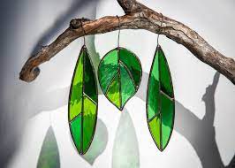 Stained Glass Set Of 3 Leaves Suncatcher Mom Birthday Gift Etsy Stained Glass Flowers Stained Glass Crafts Glass Leaves