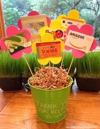 Everyone loves to receive gift cards to their favorite stores. Fun Ways To Give Gift Cards For Teacher Appreciation It S Always Autumn