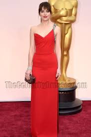 The actress and style chameleon wore a golden gucci gown from the fall 2017 collection with cartier jewels. Dakota Johnson Red One Shoulder Evenign Dress 2015 Oscars Tcd6051 Thecelebritydresses