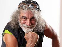 Mauro corona — le voci del bosco (parte 4^) 42:05. Mauro Corona Mi Sono Ripulito Ora Sono Insicuro Come Un Bambino Corriere It