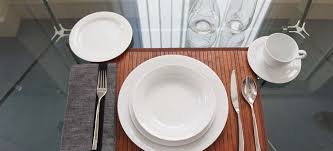 When setting a formal dinner table make sure that the table knife is smooth side up, and that you cannot see the serrated side. How To Set A Casual Dinner Table By Noritake Noritake Australia Pty Ltd