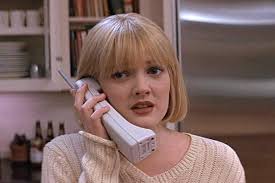 Scream: del deseo de Courteney Cox por alejarse del tono Friends a la gran  idea de Drew Barrymore