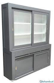 strakke grijze buffetkast 180cm laden greeploos buffetkast keuken buffet vitrinekasten