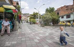 We did not find results for: El Barrio Veinte De Julio Y Su Propio Grito De Independencia