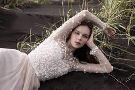 Wir gratulieren diesem wunderschönen paar ganz he Daalarna Couture Spring 2020 Frieda Theres