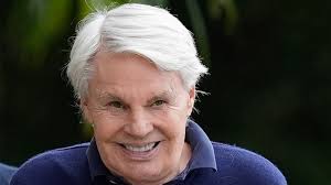 PHOTOS: How the cast of 'Pretty Woman' has changed in the past 25 years