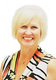 Debbie Bayles's Instagram, Twitter & Facebook