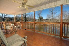 Your furry friends deserve a vacation too! 5 Advantages Of Staying At Our Gatlinburg Cabins On The Water