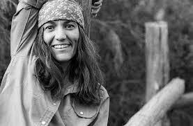 Jeanne Rizzo's Instagram, Twitter & Facebook