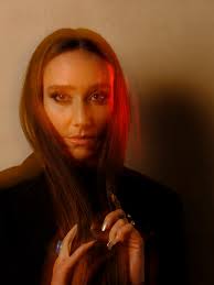 The Neighborhood Listen" Pine Nuts (Episodio del podcast 2024)