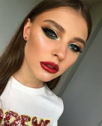 Stacey Pearce (MrsPearcey)