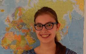 Simone Bresser, Schülerin des Gymnasium Fabritianum, gewinnt Award.