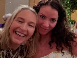 Jennifer Kellogg's Instagram, Twitter & Facebook