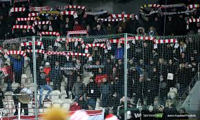W kolejnych minutach gra się wyrównała. Kibice Podczas Meczu Cracovia Pogon Galeria Wp Sportowefakty