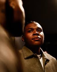 Earl Byam's Instagram, Twitter & Facebook