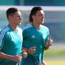 They were manuel neuer, benedikt höwedes, joel matip and julian draxler. Will Joachim Low Bench Ozil For Draxler Bavarian Football Works